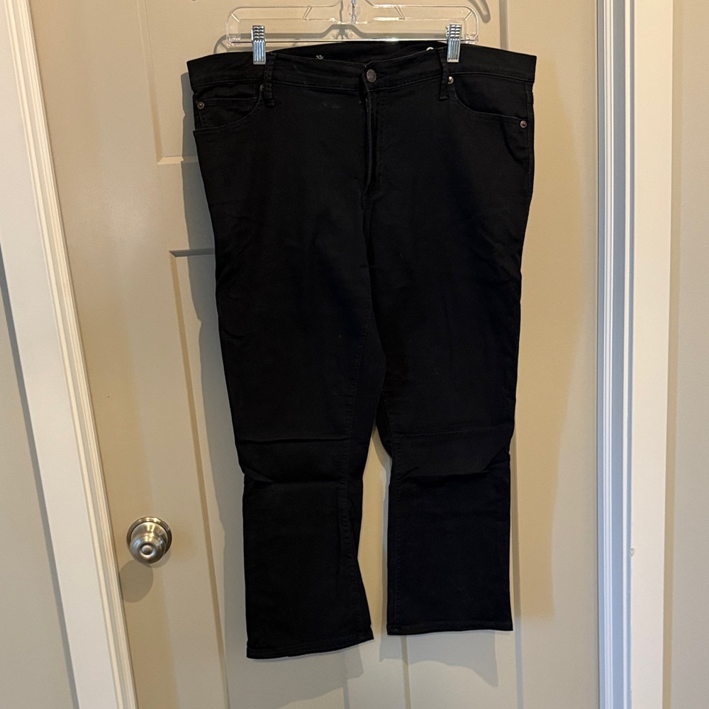 GAP Black Women's Capris Size 33R